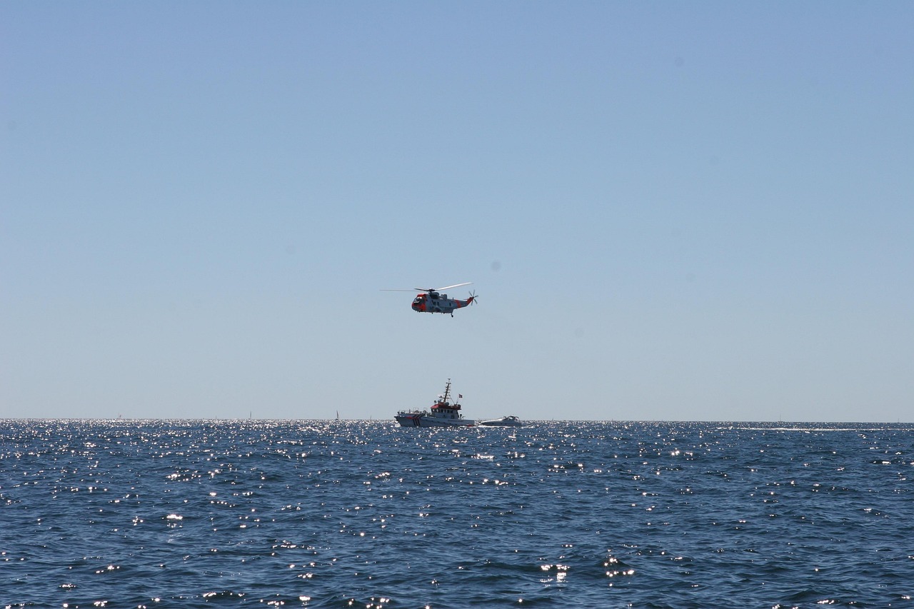 sea, rescue, boat, helicopter, sos, assistance, help, life, disaster, emergency, lifesaver, nature, blue help, blue life, blue emergency
