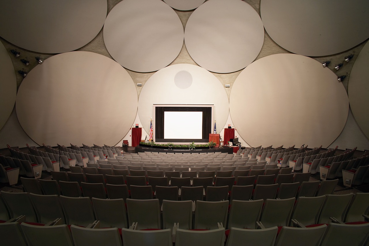 cia, langley, virginia, hörsaal, innere, sitzplätze, bühne, architektur, beleuchtung, design, geräumige, cia, hörsaal, hörsaal, hörsaal, hörsaal, hörsaal