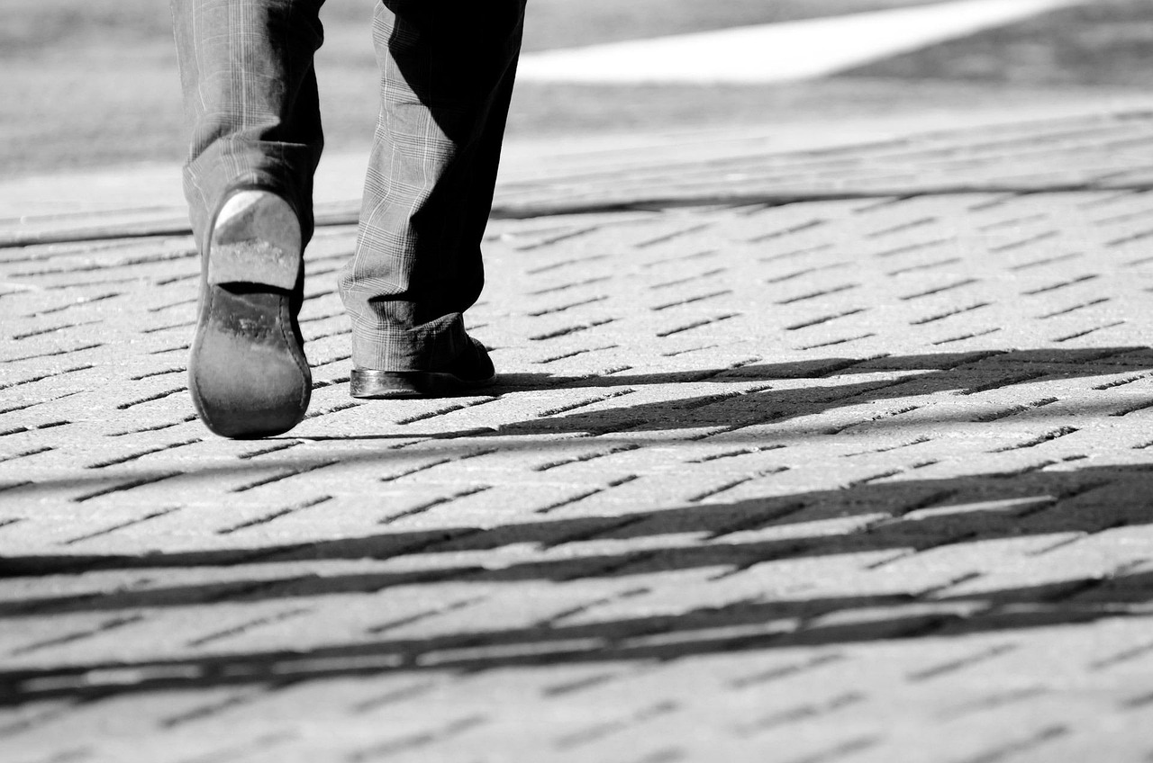 step, laptop wallpaper, steps, path, free wallpaper, direction, windows wallpaper, shoes, 4k wallpaper, sole, hd wallpaper, pants, trousers, background, wallpaper hd, 4k wallpaper 1920x1080, beautiful wallpaper, business, free background, job, gray background, gray business, gray job, desktop backgrounds, gray company, cool backgrounds, wallpaper 4k, full hd wallpaper, gray shoes, mac wallpaper, gray path