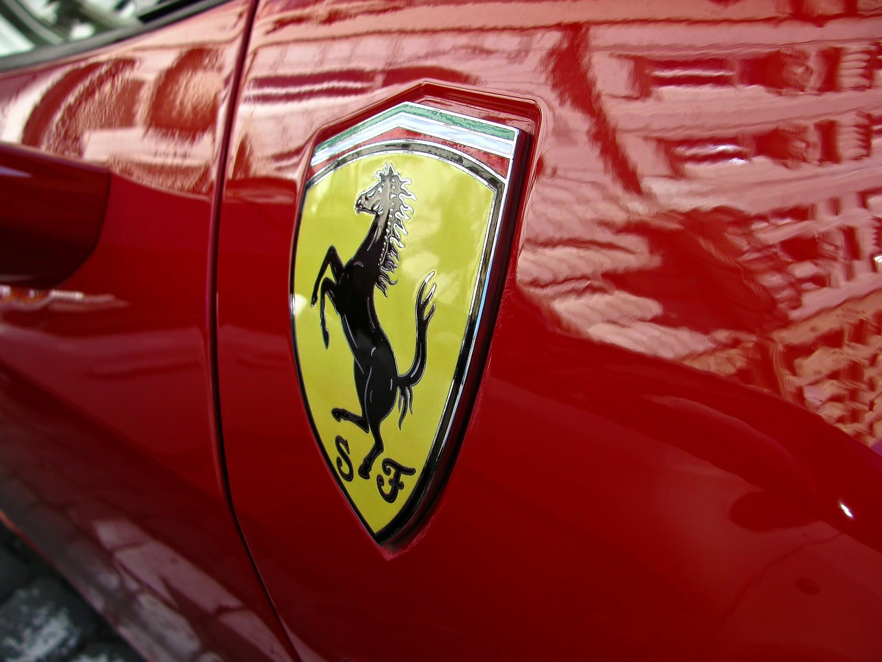 ferrari, brno, yarış arabası, otomobiller, araçlar, motorlar, logo, arabalar, hızlı, güç, kırmızı, yansıma, ferrari, ferrari, ferrari, ferrari, ferrari