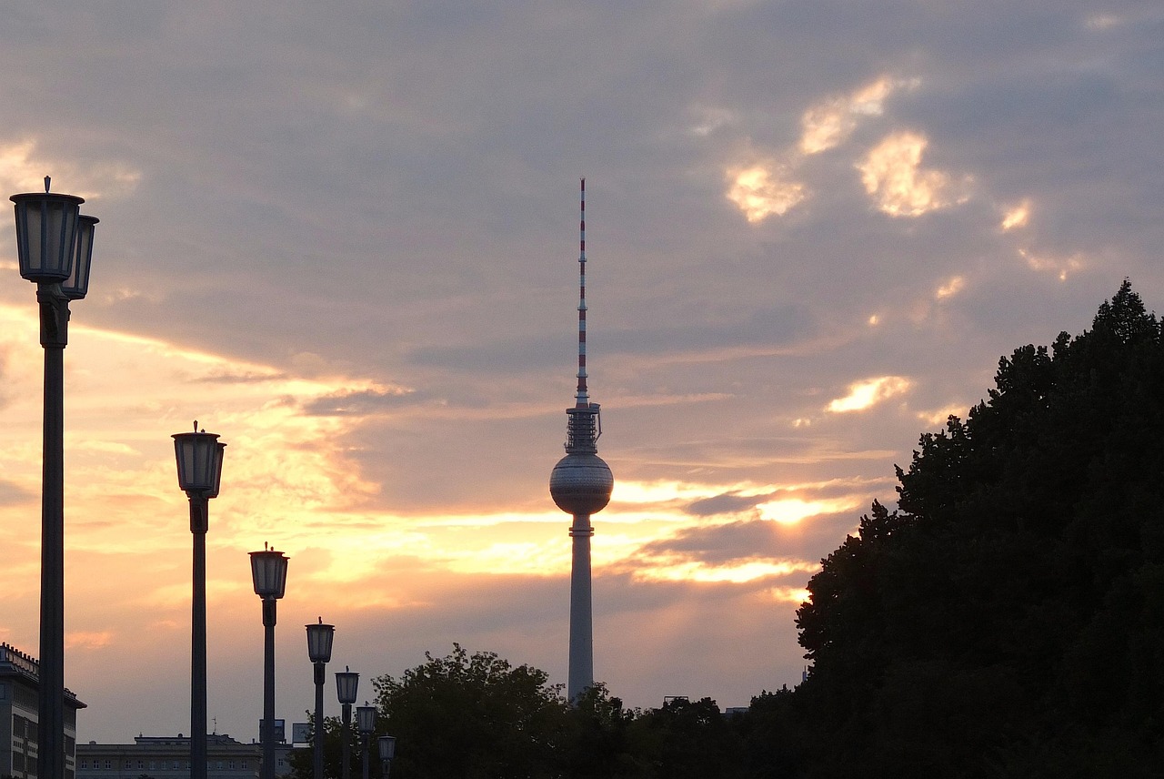 television tower, berlin, eve, heaven, clouds, sun, lantern, evening atmosphere, nature, karl marx allee, street lamp