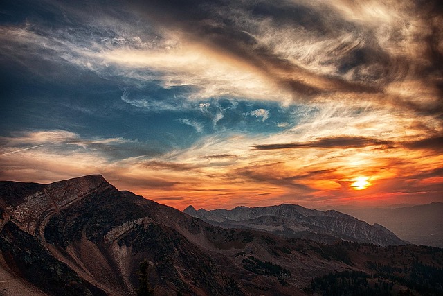 Mountains peak sunset sunrise dusk dawn sun sunlight clouds sky golden hour summit landscape mountain range scenery scenic nature utah usa america