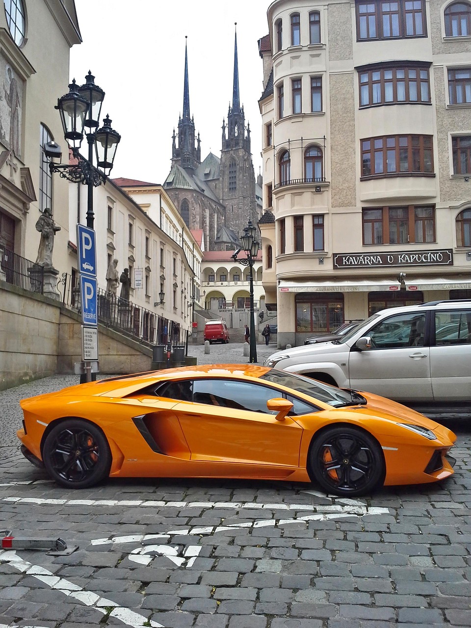 lamborghini, brno, racewagen, auto's, voertuigen, motoren, snel, stroom, oranje, grijze auto, grijze stroom