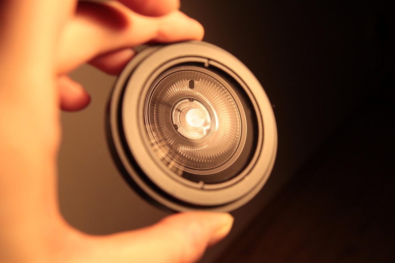 lens, reflection, hand, macro, detail, flash, light, optical, focus, transparent, circle, filter