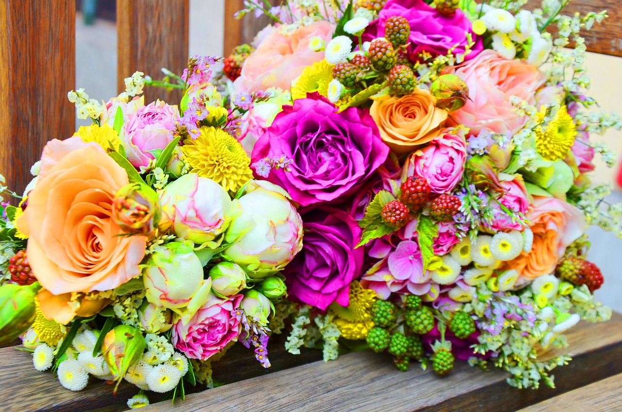 flowers, roses, purple, table topper, red rose, flower, pink, floors, flower wallpaper, flower background, beautiful flowers, pink roses, bouquet, nature, they jaron with flowers