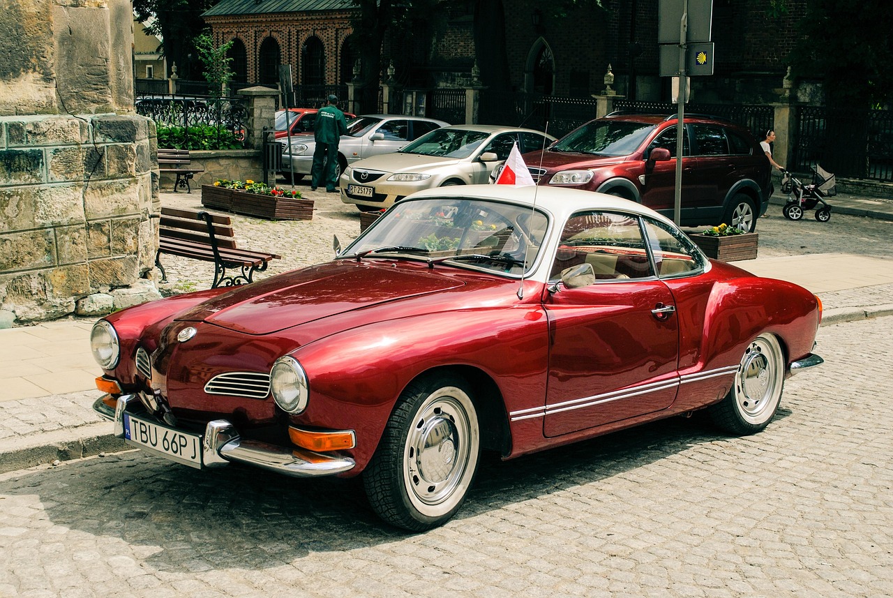 autó, régi, piros, retro, szüret, jármű, klasszikus, utazás, veterán autók, retro autó, hajtás, út, autó vezetés, utca, stílus, autós háttérképek, amerikai, régimódi, klasszikus autók