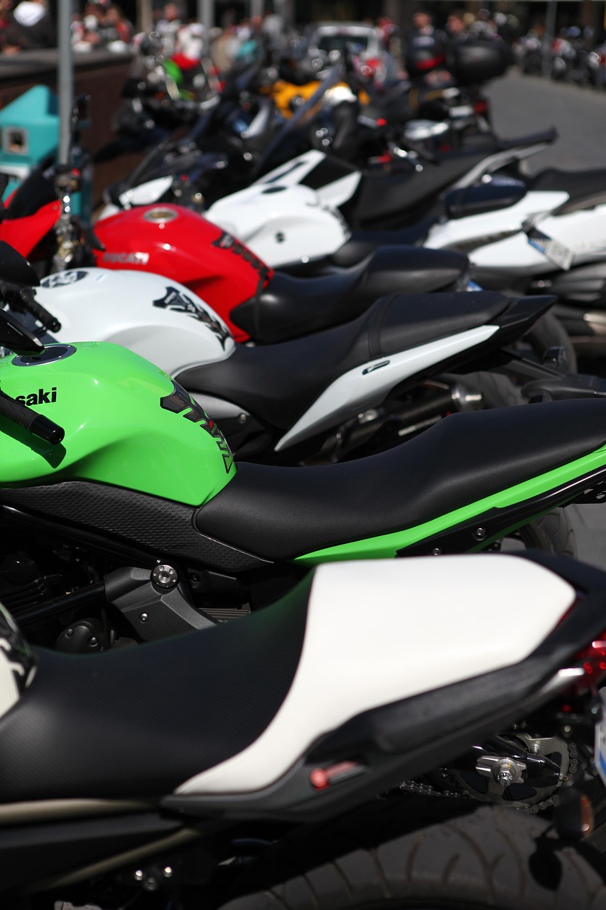 motos, moto, caminho pela rua, motocicleta