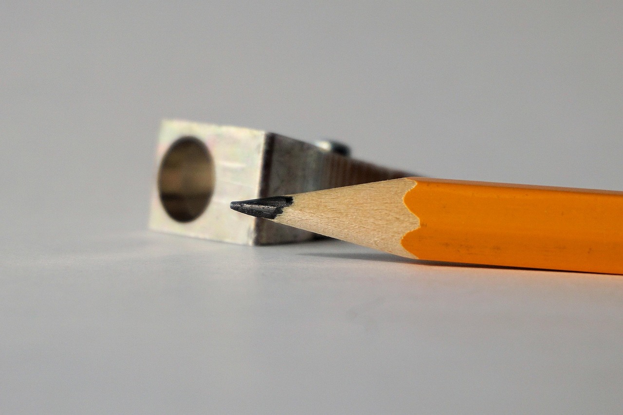 pencil, pencil sharpener, tips on, write, office accessories, pen, sharpener, close up, writing implement, office, sharpen, accessories