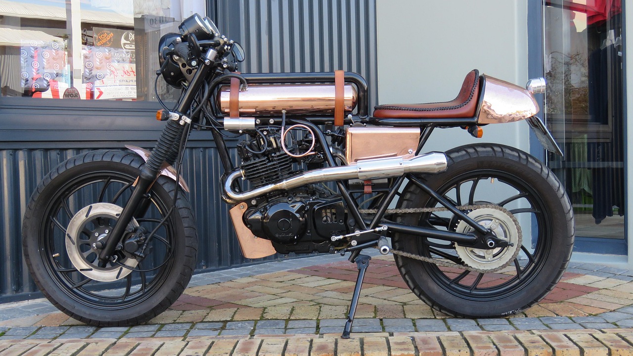bisiklet, çevrim, motor, teker, güç, ulaşım, toplu taşıma, motosiklet, motosikletçi, binme, hareketlilik, hız, kask, araç, yolculuk, sokak, sürme, motorlu araçlar için, yorulmak
