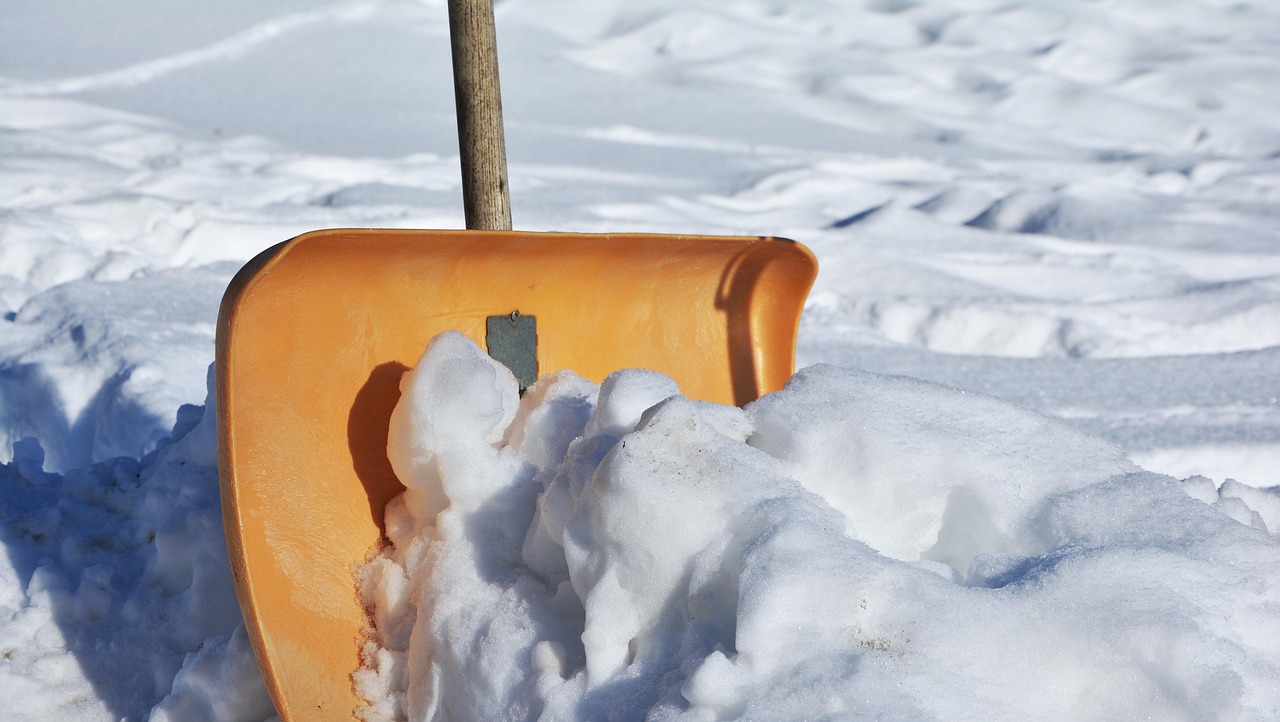 snow shovel, winter service, winter, snow, nature, clearance service, winter clearance service, shoveling, new zealand, snowed in, wintry