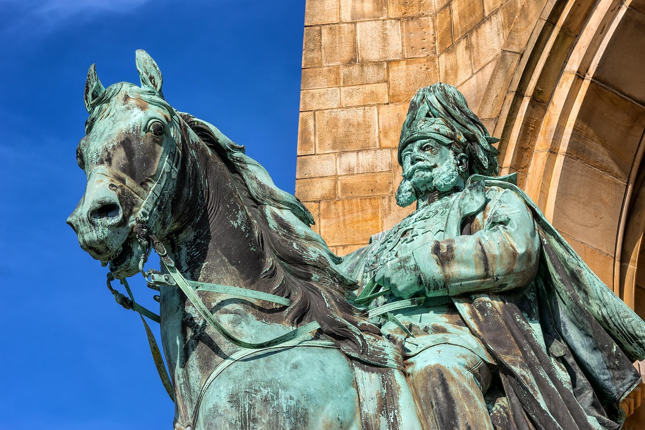 kaiser wilhelm, natur, monument, hagen, rytterstatue, kunstværk, pålægge, statue, hest, historisk, tyskland, skulptur, figur, steder af interesse, arkitektur, forvitret, verdigris