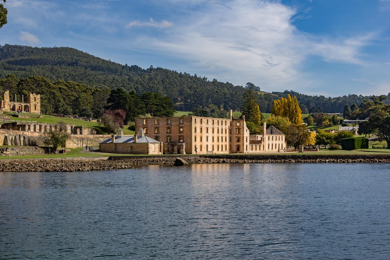 le pénitencier, port arthur, site historique, les condamnés, colonie, imeuble, patrimoine, l'architecture, prison, tasman, paysage, ruines, baie, bleu prison