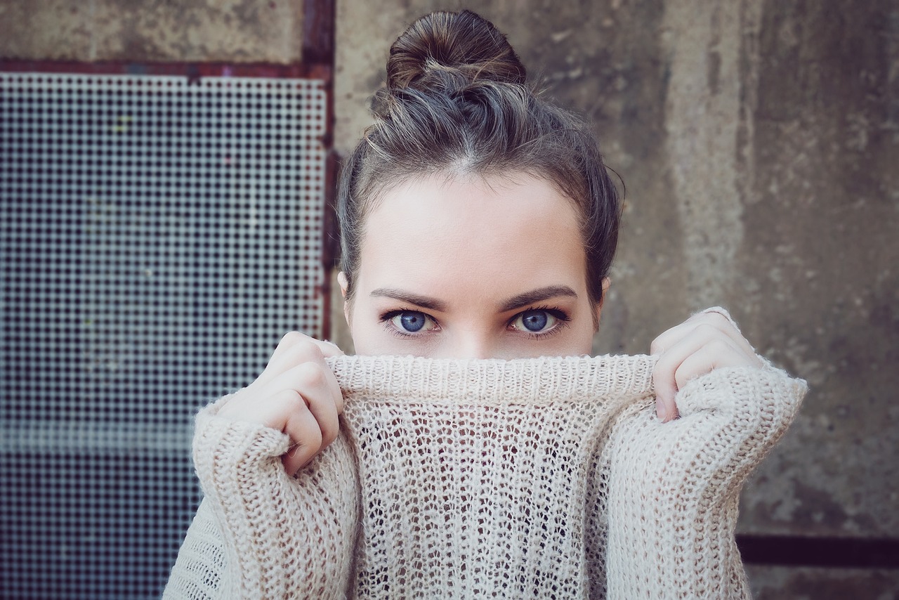 mujer, prendas de punto, ojos, rostro, cabeza, peinado, morena, niña, ropa, suéter tejido, moda, buscando, mirando, retrato, mujer, mujer, mujer, mujer, mujer, ojos, ojos, ropa, ropa, ropa