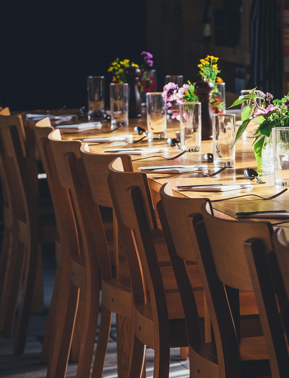 stühle, tisch, installieren, restaurant, gabel, löffel, glas