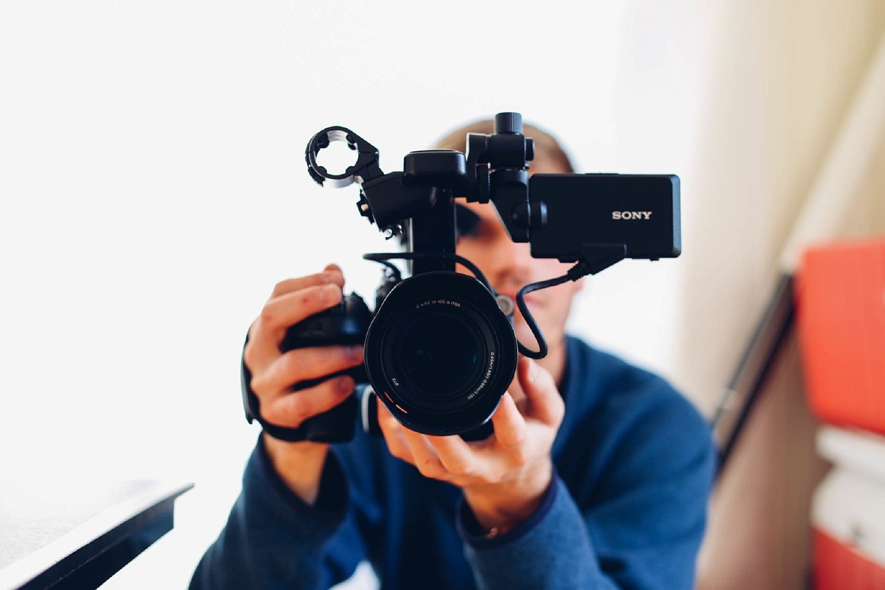 technologia, gadżety, wideografia, sony, wideo, rejestrator, kamera, facet, mężczyzna, utrzymać, nadal