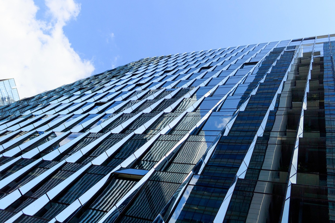 gebäude, hohe gebäude, himmel, blauer himmel, natur, wolkenkratzer, architektur, hoch, stadt, urban, turm, konstruktion, büro, blau, außen, innenstadt, finanziell, unternehmen, straße, anwesen, reflexion, struktur, stadtbild, groß, bezirk, glas