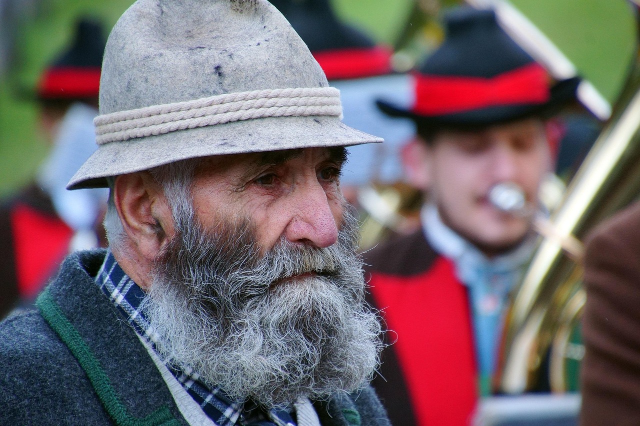 uomo, barba, vecchio uomo, ritratto, testa, sguardo, maschio, persona, persone, volto, cappello, contadino, duro, suonatori, banda, costume, baffi, agricoltore, occhi, primo piano