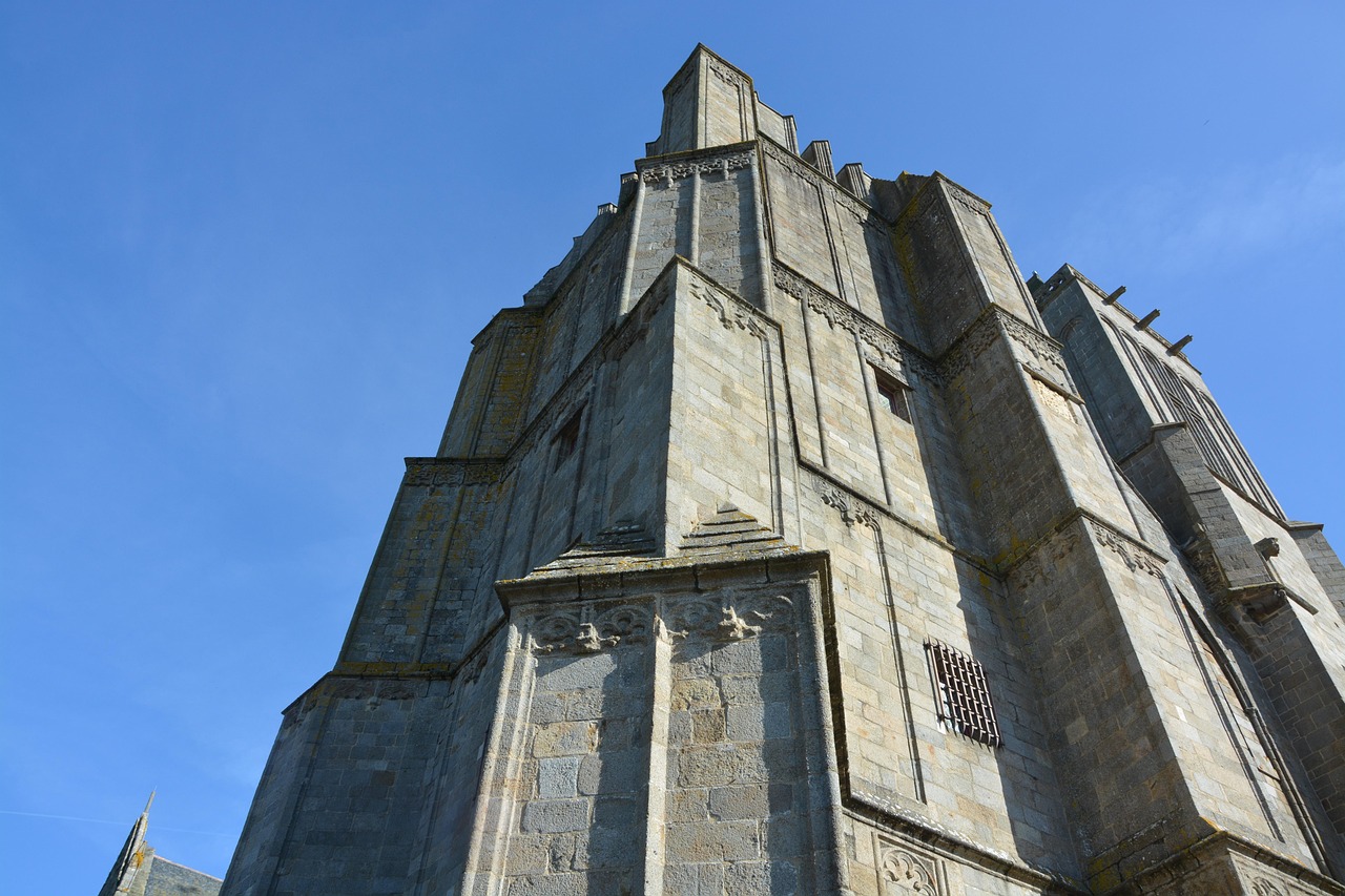 katedrála, dol bretagne, turistické mesto, náboženské pamiatky, kamenné múry, architektúra, dedičstva, náboženstvo, náboženské budovy, pamiatky kamene, kamene, brittany, francúzsko