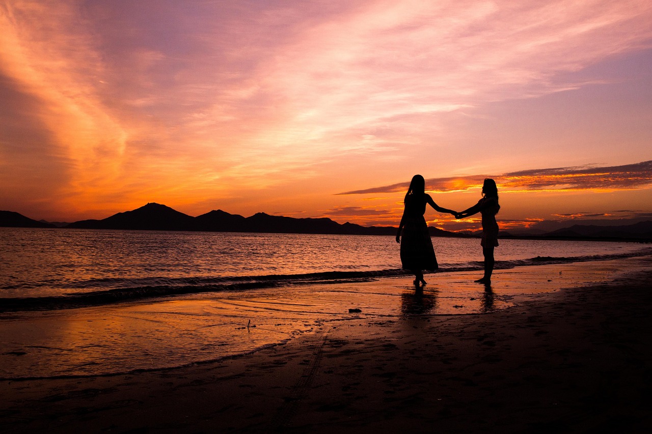 žiara, žena, silhouette, oceán, príroda, nočné more, beach, more, busan, chodiť, silueta, západ slnka, súmrak, západy slnka, zástupca veľká kúpeľňa, cestovanie, západ slnka more