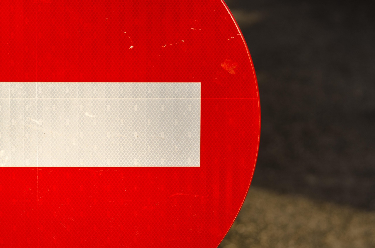 signal, forbidden, signs, symbol, attention, security, forbidden to pass, traffic signal, warning, indication, traffic, danger, caution, reflective, vehicles, entrance
