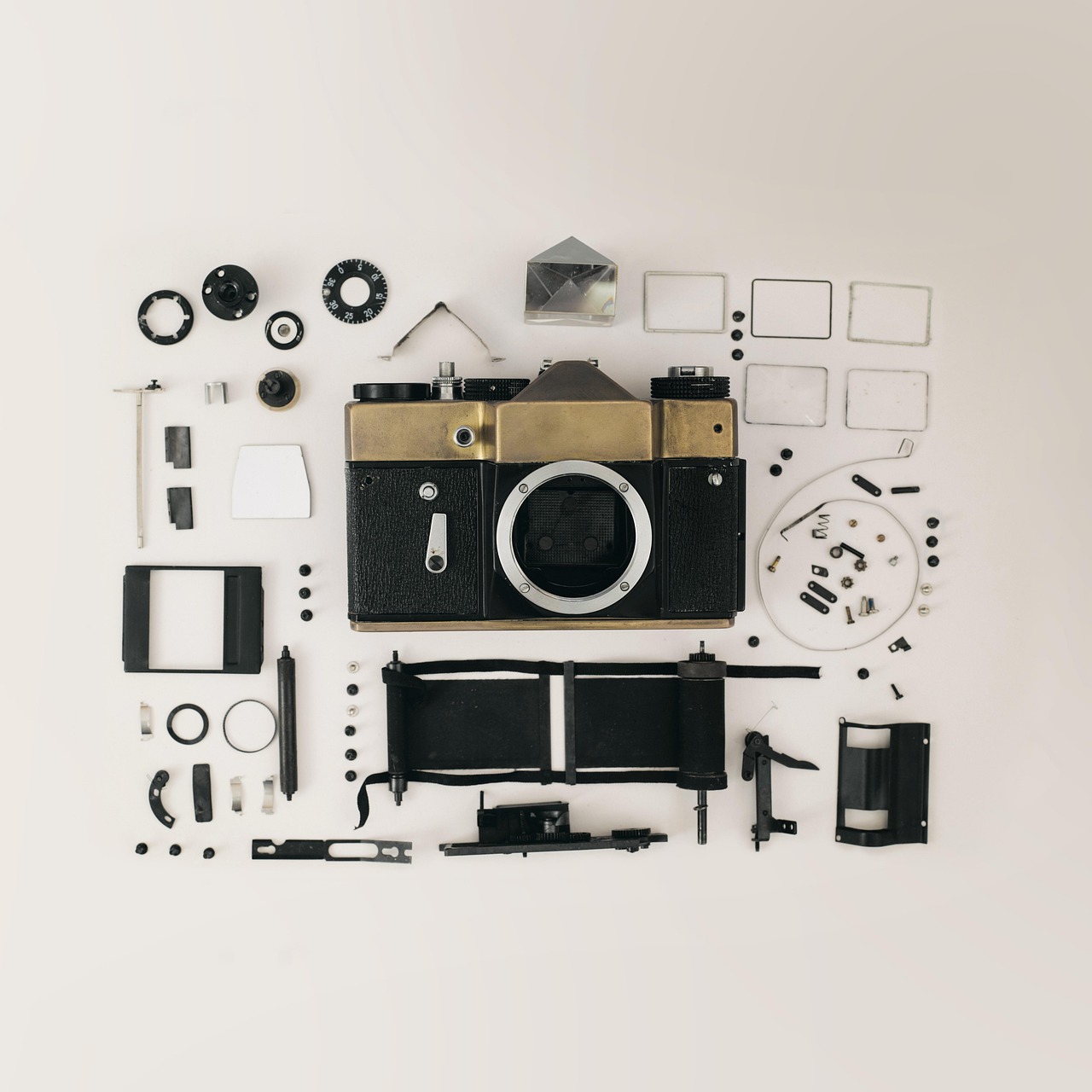 equipment, technology, retro, camera, vintage, film, old, photo, photography, photographic, shutter, repair, broken, parts, mend, components