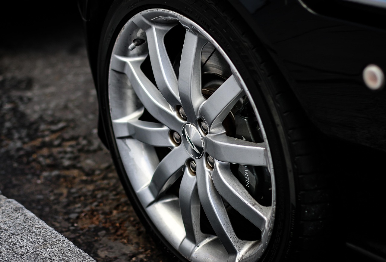 aston martin db9, aston martin, db9, wheel, super car, modern, aston, automobile, automotive, car wallpapers, vehicle, car, motor
