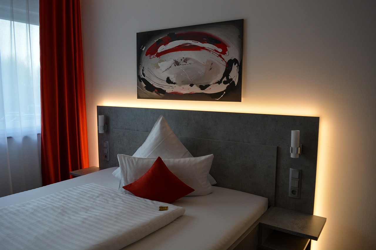 quarto, luminária, cama, mobiliário, apartamento, almofada, luxo, casa, hotel, residencial, dentro, janela, contemporânea, ambiência, moderno, arquitetura, design de interiores