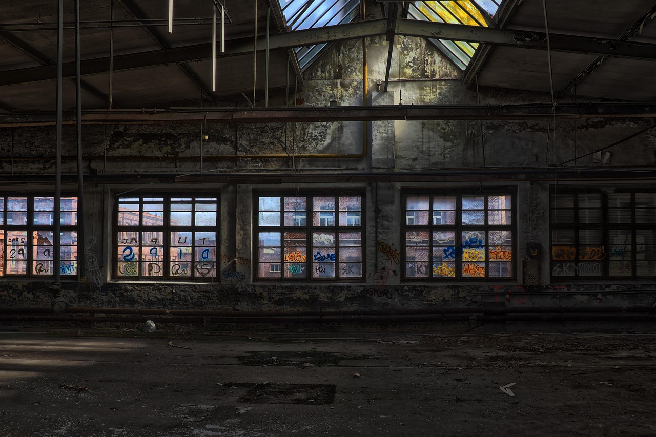 abandonat, arhitectură, vechi, fereastră, interior, clădire, ușoară, întuneric, umbra, starea de spirit, hall, pforphoto, locuri pierdute, a uita, dărăpănată, vechea fabrică, fabrica de constructii, atmosfera, descompunere, dezintegra, fabrică, expirat, industrial hall, dărăpănat, distrugerea, dezintegrare, murdar, maladiv, clădire veche, murdărie, locuri abandonate, cărămidă, clădire abandonată, ruina, intemperiat, clădiri abandonate, efemer, fereastra vechi, efemeritate, trecut, zidărie, rău, infricosator, hdr, hdr imagine, hdr fotografie, depozit