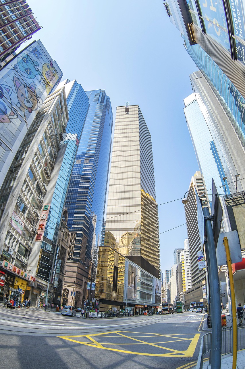 city, modern, urban, gebäude, geschäft, straße, city centre, wolkenkratzer, büro, stadtbild, reisen, natur, transport, himmel, großes gebäude, horizont, hohe, draussen