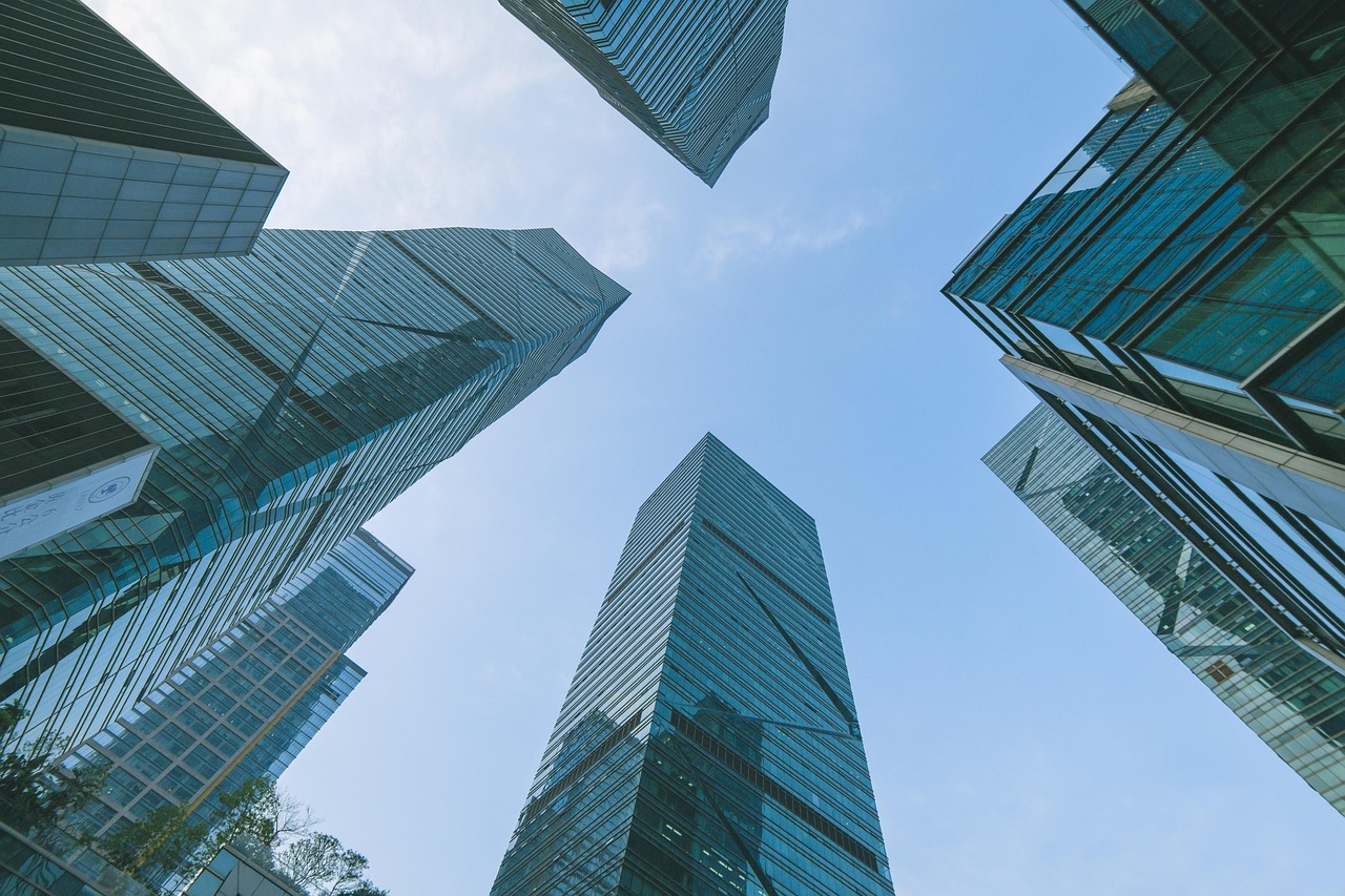 glas, büro, wolkenkratzer, geschäft, modern, gebäude, zukunft, moderne, hohe, reflexion, stadtbild, himmel, finanzen, vorderseite, natur, city, city centre, blauer himmel, fenster, horizont, ausdruck, blau, sonnenaufgang, landschaft, hafen