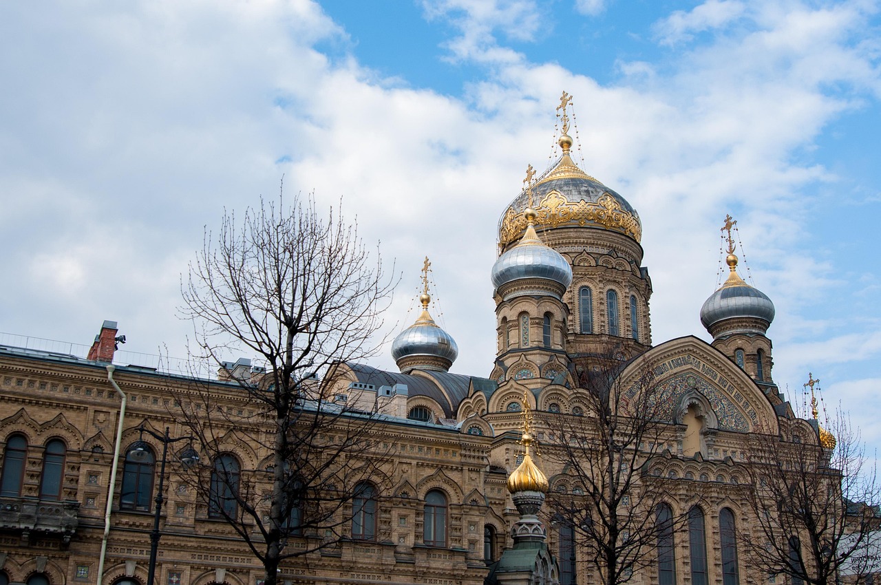 архитектура, стар, църква, пътуване, метрополия, сграда, небе, cathedral, религия, купол, туризъм, известен, древен, фасада, кула, monument, исторически, град, temple, културата, оптина пустини, двора, манастир, красив храм, русия, православие, християнството, история, гледка, православна църква, faith, религиозен, облаци, златен купол, красиви храмове, златни куполи, молитва, купол на катедралата, кръстове, пролет, природата, православен, православната църква, камбанария