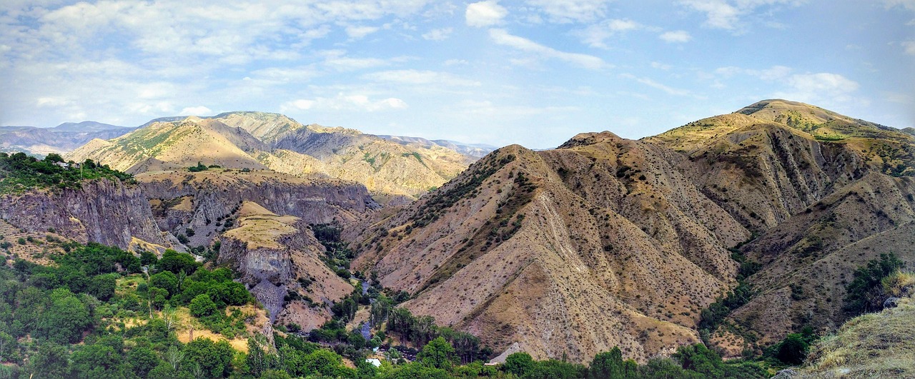 armenia, garni gorge, gorge, планини, пейзаж, димо river, небе, облаци, caucasus, армения, дефиле на garni, дефиле, природата, mountains, река йордан, кавказ