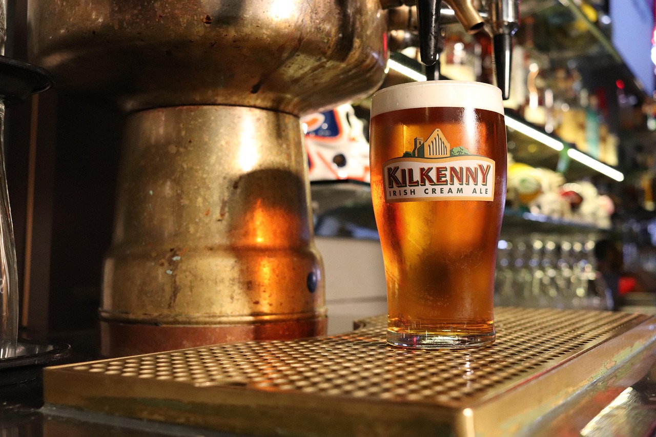 bier, irisch, kneipe, trinken, bar, pint, ale, taverne, brauen, alkohol, glas, getränke