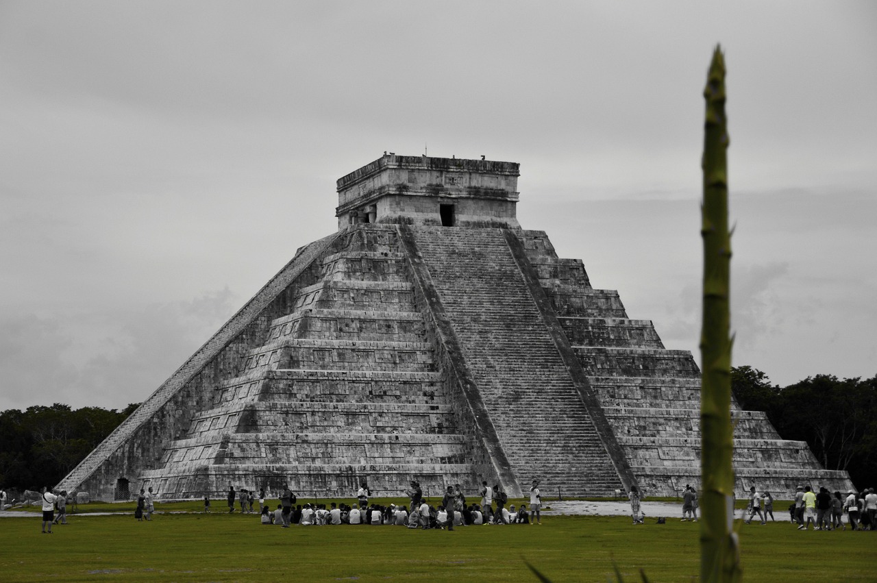 mexiko, maya, pyramida, architektura, archeologie, yucatan, chrám, kultura, památník, starověk, civilizace, historie, ruiny, pyramidy, cestovní ruch, památky, starý, archeologické, starověký, zelená, šedá, historický, dědictví