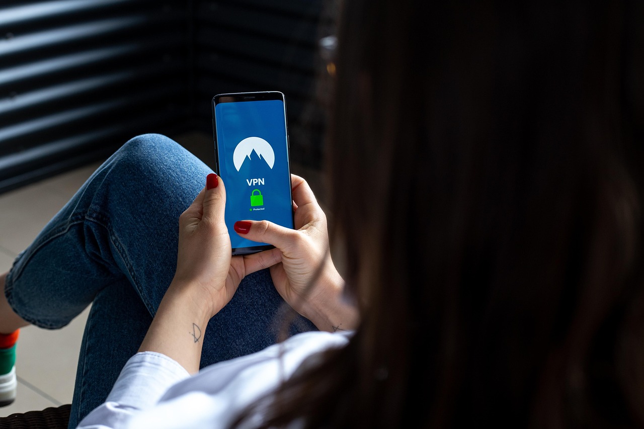 vpn, privatsphäre, internet, entsperren, sicherheit, persönliche daten, netzwerk, öffentliche wifi, tablets, technologie, vpn-dienst, beste vpn, cyber-attacken, streamen, hacken, cybersecurity, computer-service, vpn-sicherheit, internet sicherheit, verfolgung, private vpn, hide ip, virtuelles privates netzwerk, schwarz computer, black-technologie, schwarz laptop, schwarz daten, schwarz netz, black internet, schwarz sicherheit, schwarz tablet, schwarz service