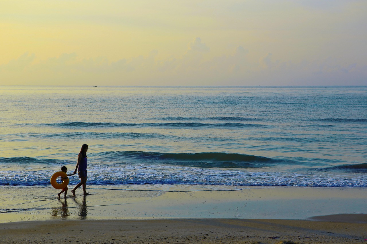 mother and child, love, windows wallpaper, laptop wallpaper, full hd wallpaper, 4k wallpaper, desktop backgrounds, wallpaper hd, mac wallpaper, love you baby, take a walk, sea, morning, cool backgrounds, background, 4k wallpaper 1920x1080, free wallpaper, beautiful wallpaper, hd wallpaper, child, be happy, nature, wallpaper 4k, free background, cute