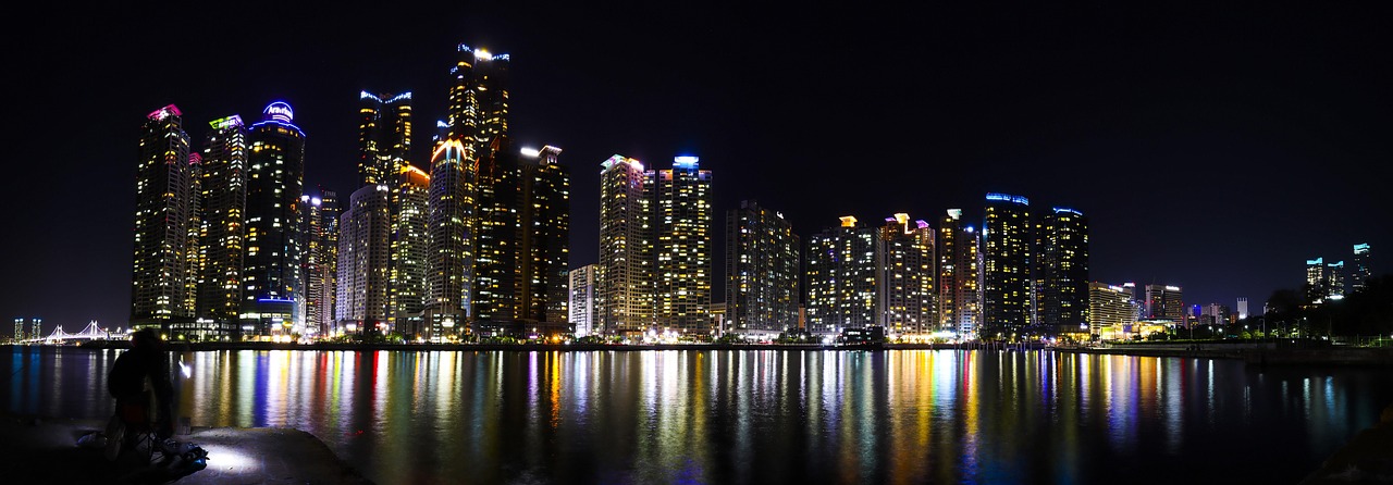 szeroki kąt, wgląd nocy, drapacz chmur, pusan, korea, haeundae, miasta marin, budynek, morze, miasto, architektura, metropolita, budynki, podróż, sceneria, miejski, metropolia, śródmieście, pejzaż miejski, noc, światła, element krajobrazu, panorama