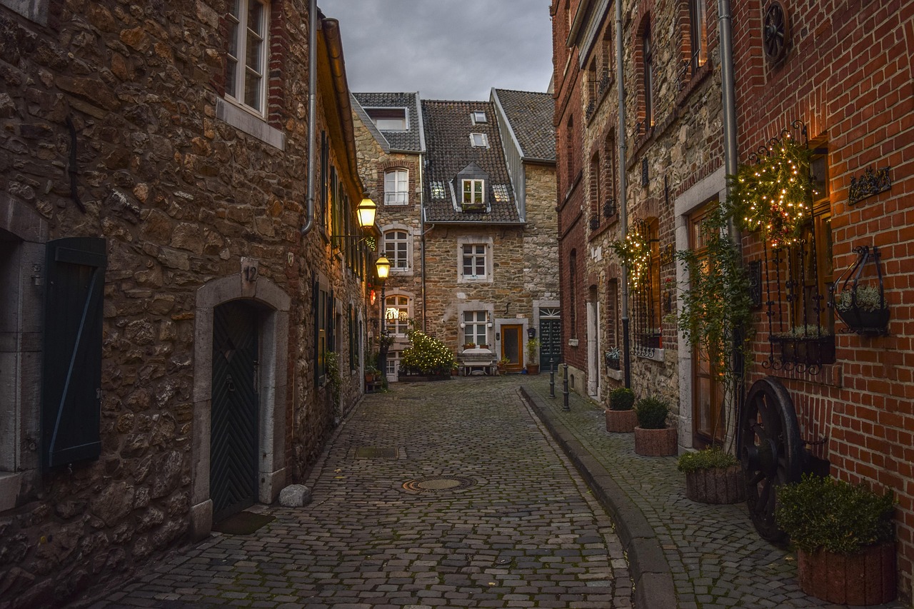 arkitektur, historiske centrum, bygning, by, historisk, facade, steder af interesse, gammel, huse, murværk, middelalderen, vej, turisme, stenbrud sten, aften, skumring, belysning, jul, gyde, brosten, milepæl, stolberg, glædelig jul, julen tapet
