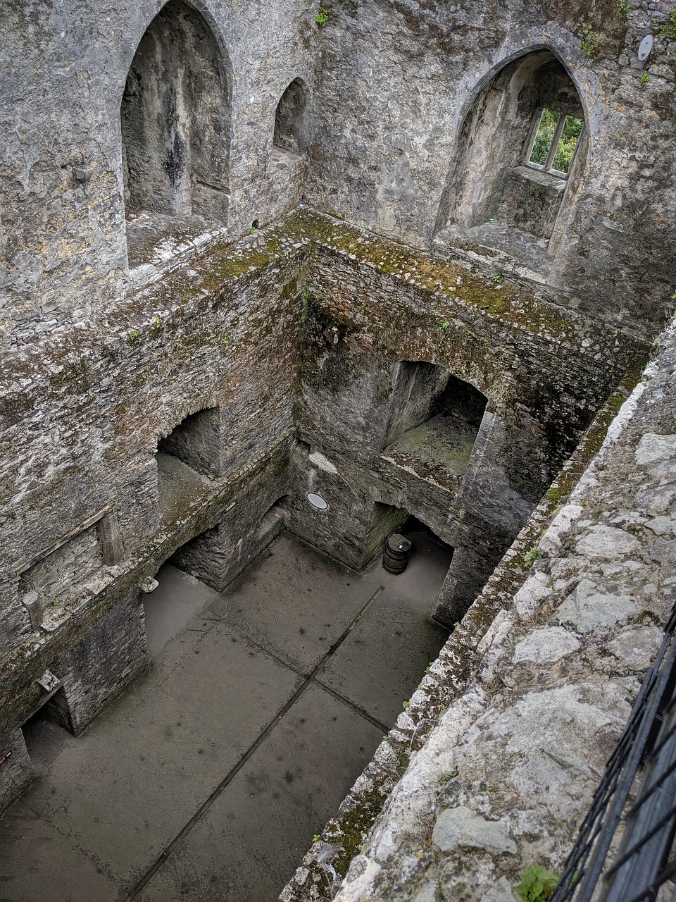 žiadny ľudia, hrad, vonku, stredoveký, staré zničiť, pevnosť, architektúra, cestovateľské destinácie, cestovanie, slávne miesta, staroveký, história, veža, exteriér budovy, turizmus, blarney, kameň, šedá história, hrad sivý