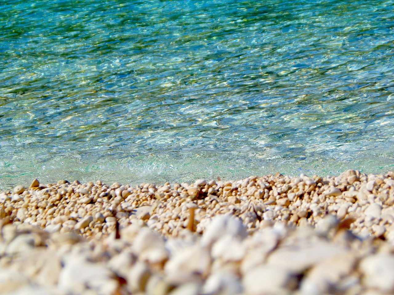 iónske more, kefalonia, grécko, grécke pláže, čistá voda, biele pláže, plážové kamene, tyrkysové vody, grécky lete, modrá, iónsky, oddýchnuť si, pokojný, modrá voda, letné prázdniny, úžasné pláže, raj, grécke ostrovy