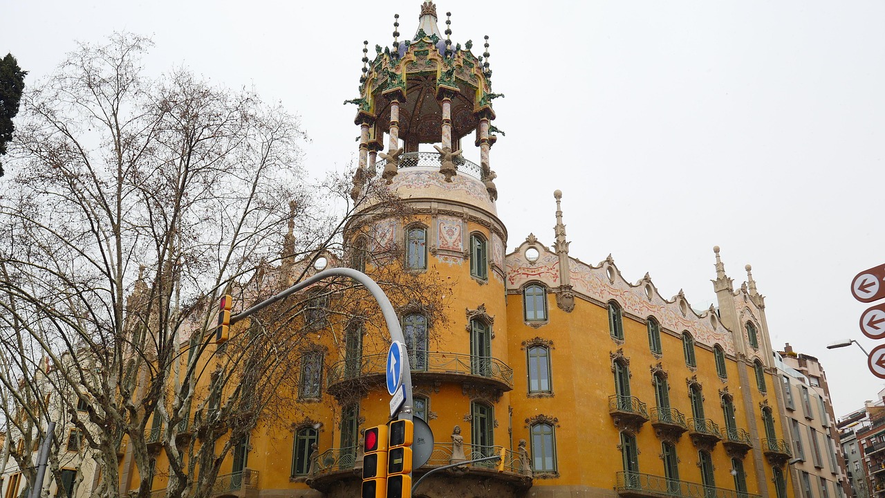 barcelona, rakennuksen, espanja, arkkitehtuuri, matkailu, kaupunki, eurooppa, gaudí, kaupunkilainen, catalonia, monumentti, historia, rakennus, kaupungit, näkymät, rakennukset