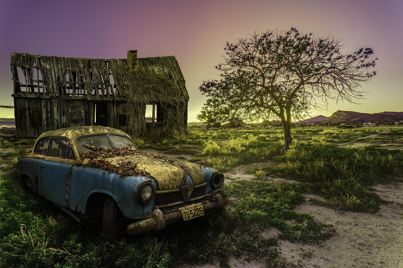 fotomontaz, fotomanipulacja, samochod, auto, tapety samochodowe, światło, samochodowe, mechanik, warsztat, przeróbka, fotomontaż, stary, dom, czas, zachodslonca, zachod, slonce, lato, klimat, obrazek, bajka, opuszczone, miejsce, natura, klimatycznie, niesamowite, niebo