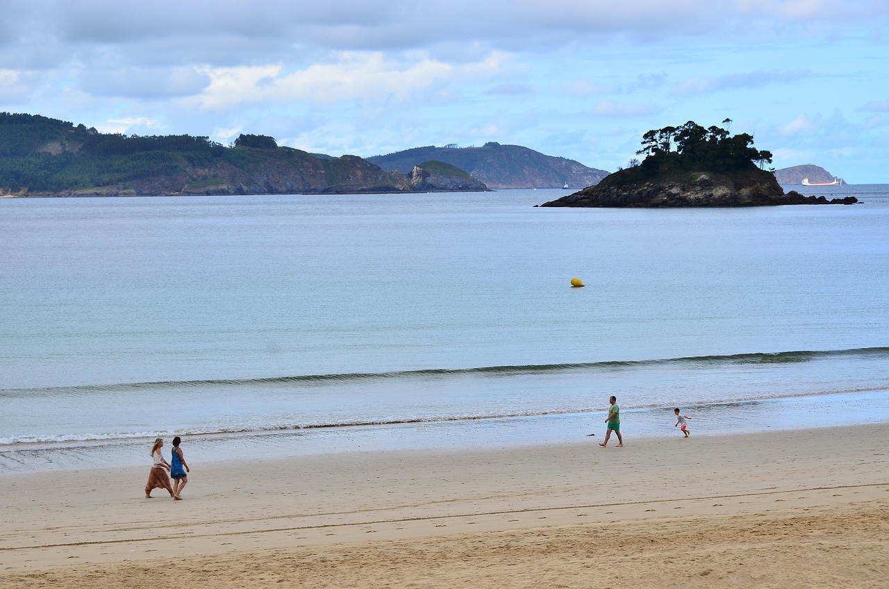 beach, galicia, sand, waves, friends, ocean, summer, is, sun, spain, vigo, nature, landscape, rocks, blue, costa, sea, holiday, take a walk, women, marina, darling, relaxation, paradise