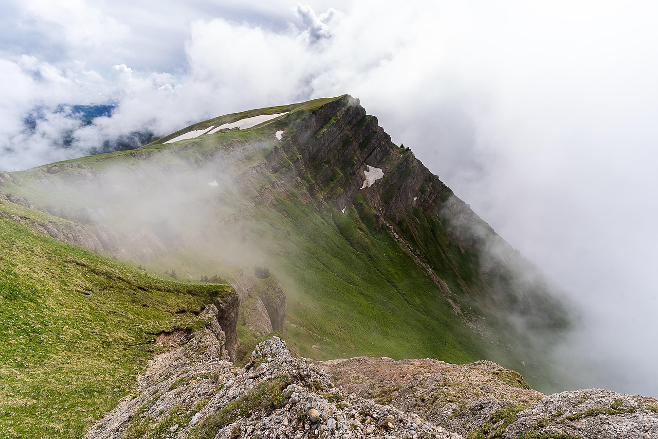 natur, laptop-hintergrundbild, berge, full-hd-hintergrundbild, hintergrundbild 4k, alpen, windows wallpaper, kostenlose tapete, mac-hintergrundbild, nebel, mystisch, landschaft, wolken, desktop-hintergründe, schöne tapete, panorama, gebirge, hintergrundbild in hd, wandern, natur hintergrund, 4k-hintergrundbild, bayern, gipfel, allgäu, hd-hintergrund, trauer, hoffnungsvoll, pfad, weg, naturtapete, wiese, sommer, schöne natur, kostenloser hintergrund, 4k-hintergrundbild 1920x1080, coole hintergründe, hintergrund, wallpaper