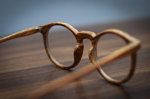 Glasses eye glasses frame wooden texture brown vintage old retro design