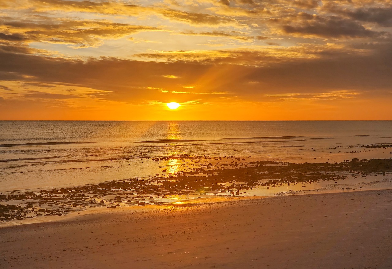 tramonto, spiaggia, oceano, nuvole, tropicale, viaggio, destinazione, natura, vacanza, sabbia, turismo, acqua, cielo, isola