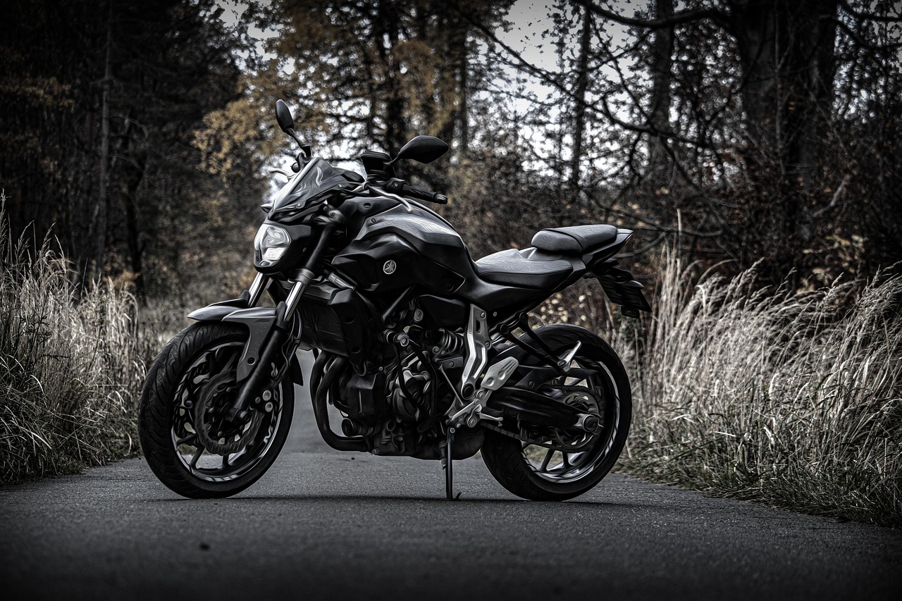 yamaha, motorcycle, road, motorbike, bike, vehicle