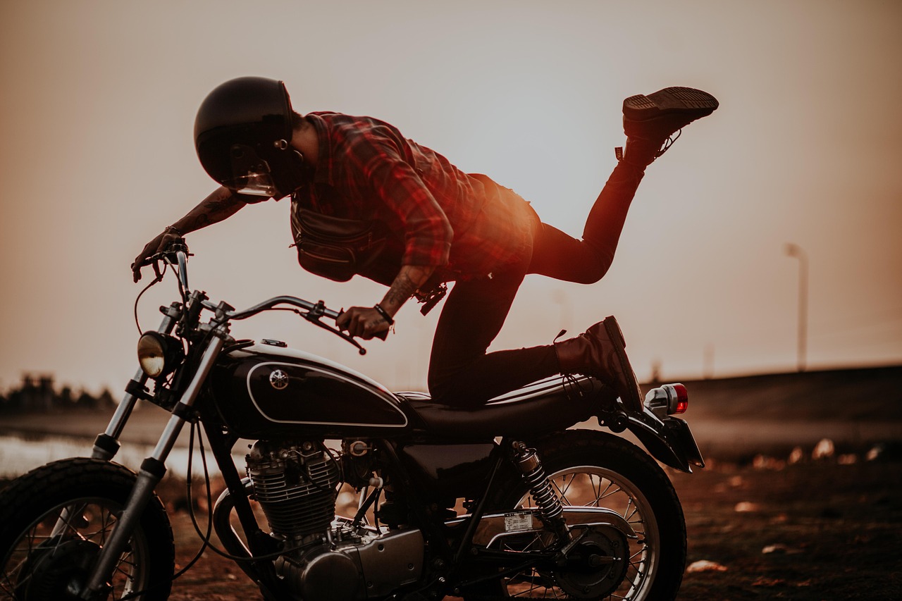 uomo, motocicletta, trasporto, motore, il motore, bicicletta, ragazzo, veicolo, all'aperto, motocicletta, motocicletta, motocicletta, motocicletta, motocicletta