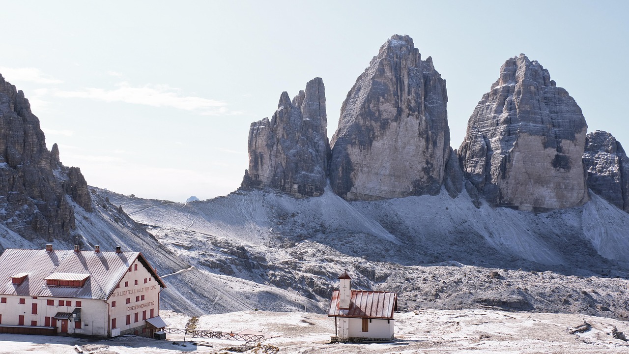 italy, drei zinnen, tre cime di lavaredo, dolomites, landscape