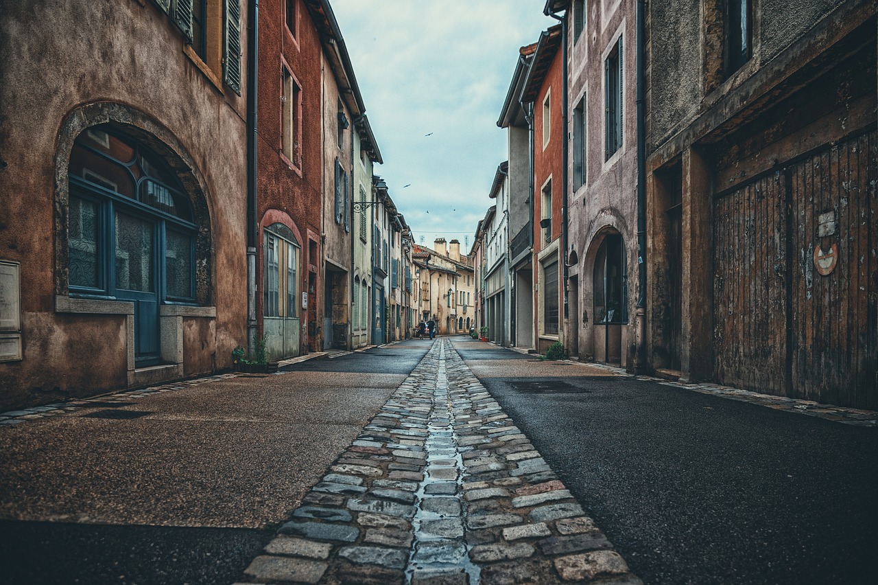 road, houses, city, village, old town, building, architecture, side walk, path, urban, facade, alley, perspective, historical, road, road, city, city, city, city, city, village, village, building